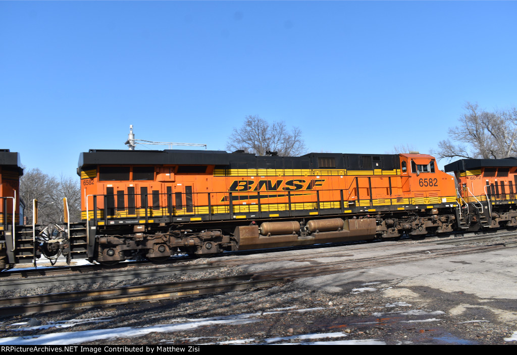 BNSF 6582